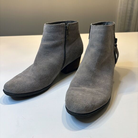 Blondo Women's‎ Grey Suede Leather Waterproof 2" Block Heel Booties US Size 9 M - Picture 3 of 12